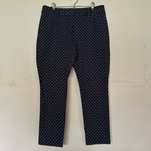 LOFT Petite Ankle Pant - Picture 2 of 10